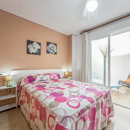 1 Bedroom Cozy In Apartament